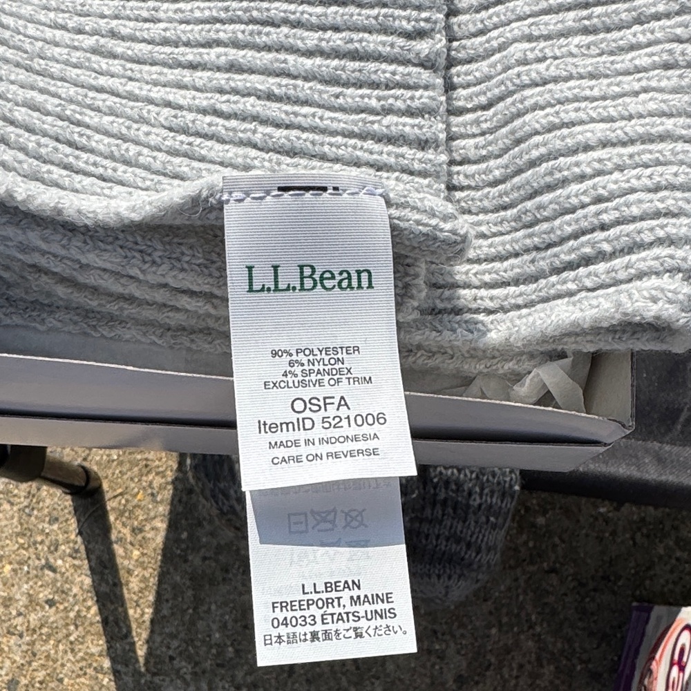 L.L. Bean Light Gray Ribbed Scarf